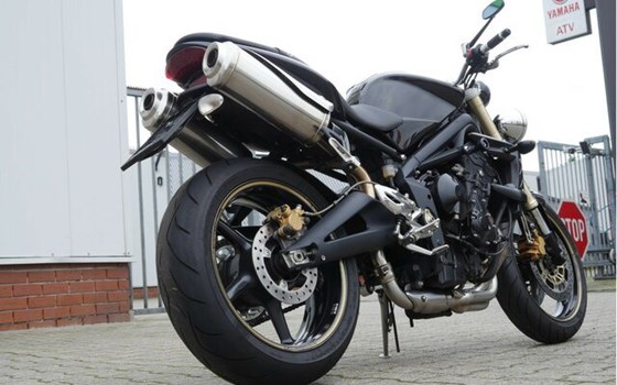 Gebrauchtmotorrad Triumph Street Triple - Bild 16