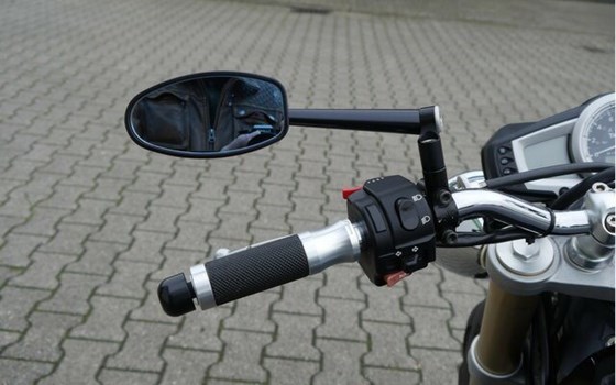 Gebrauchtmotorrad Triumph Street Triple - Bild 19