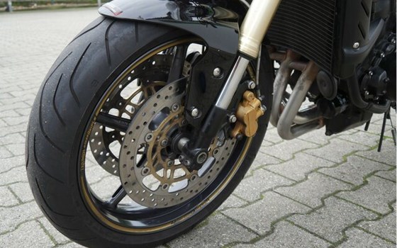 Gebrauchtmotorrad Triumph Street Triple - Bild 8