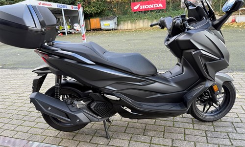 Honda Forza 125