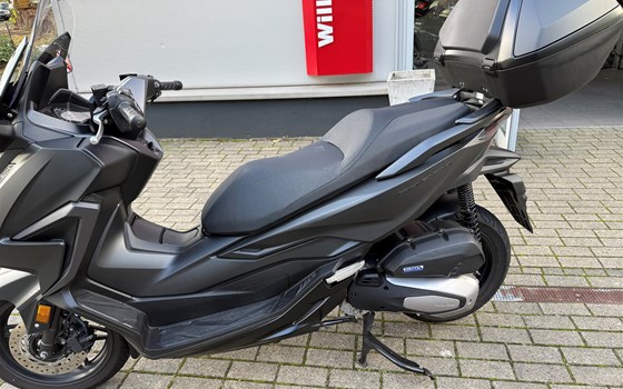 Gebrauchtmotorrad Honda Forza 125 - Bild 5