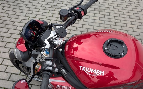 Gebrauchtmotorrad Triumph Speed Triple 1200 RS - Bild 12