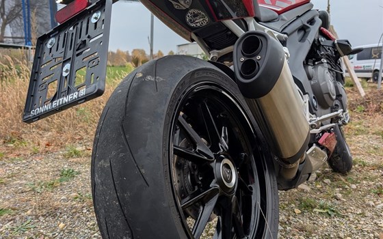 Gebrauchtmotorrad Triumph Speed Triple 1200 RS - Bild 5