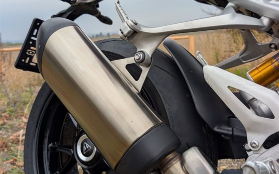 Gebrauchtmotorrad Triumph Speed Triple 1200 RS - Bild 6