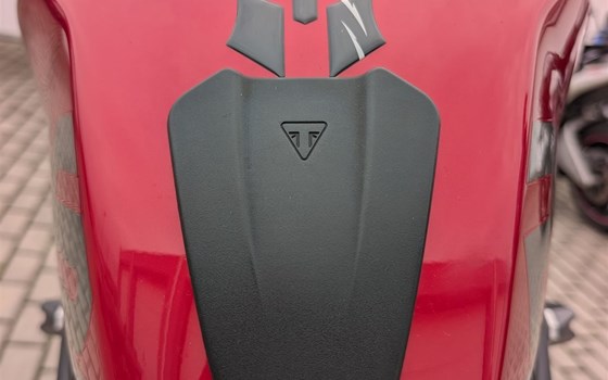 Gebrauchtmotorrad Triumph Speed Triple 1200 RS - Bild 7