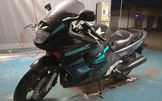 Gebrauchtmotorrad Honda CBR 1000 F - Bild 10