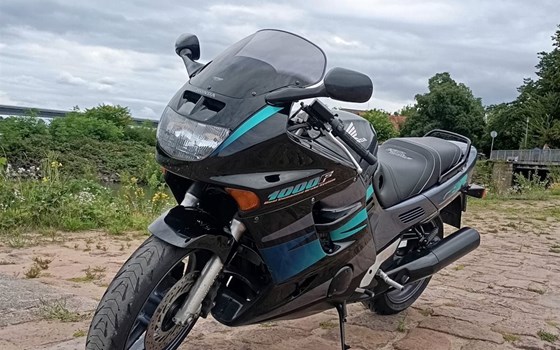 Gebrauchtmotorrad Honda CBR 1000 F - Bild 2