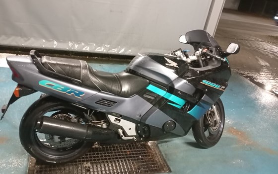 Gebrauchtmotorrad Honda CBR 1000 F - Bild 6