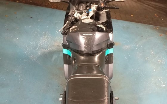Gebrauchtmotorrad Honda CBR 1000 F - Bild 8