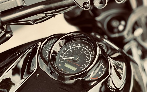 Gebrauchtmotorrad Harley-Davidson Night Rod Special VRSCDX - Bild 8