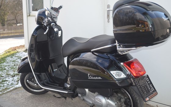Gebrauchtmotorrad Vespa GTS 300 i.e. - Bild 8