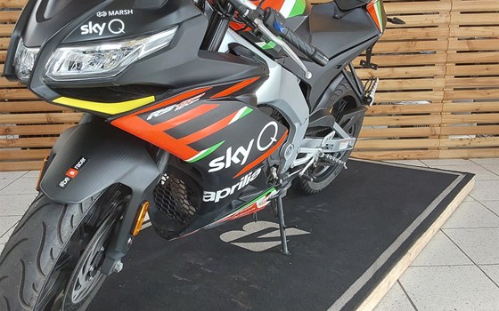 Gebrauchtmotorrad Aprilia RS 125 Replica - Bild 6