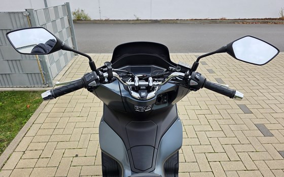 Gebrauchtmotorrad Honda PCX125 - Bild 20