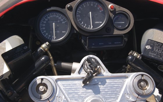 Gebrauchtmotorrad Bimota YB 6 - Bild 2