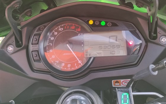 Gebrauchtmotorrad Kawasaki Z1000SX - Bild 12