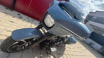 Gebrauchtmotorrad Harley-Davidson Street Glide FLHX - Bild 1