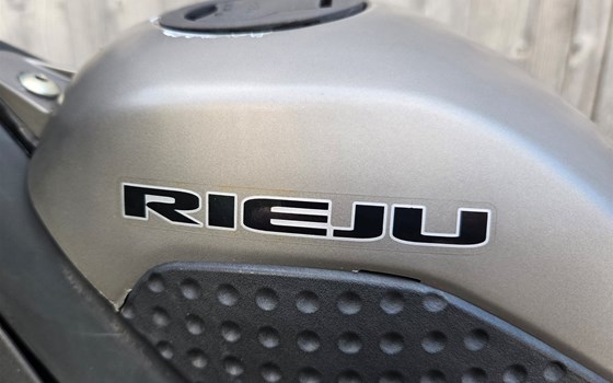 Gebrauchtmotorrad Rieju Tango 250 - Bild 4