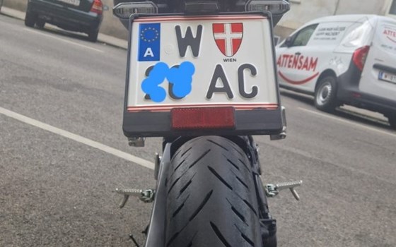 Gebrauchtmotorrad Honda CB 125 - Bild 6