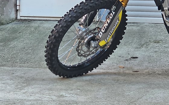 Gebrauchtmotorrad Suzuki RM-Z450 - Bild 9