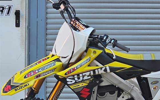 Gebrauchtmotorrad Suzuki RM-Z450 - Bild 3