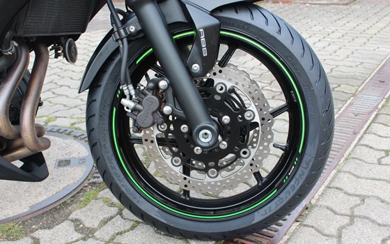 Gebrauchtmotorrad Kawasaki ER-6n - Bild 10