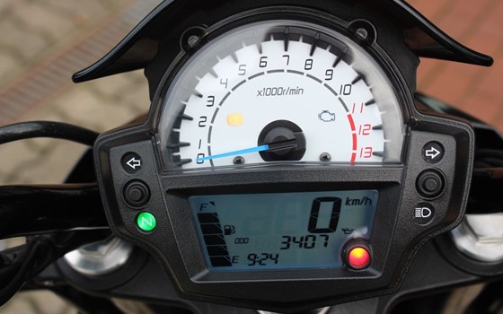 Gebrauchtmotorrad Kawasaki ER-6n - Bild 14