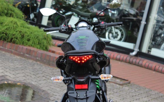 Gebrauchtmotorrad Kawasaki ER-6n - Bild 4