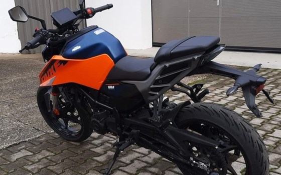 Gebrauchtmotorrad KTM 125 Duke - Bild 4