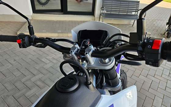 Neufahrzeug Aprilia SX 125 - Bild 24