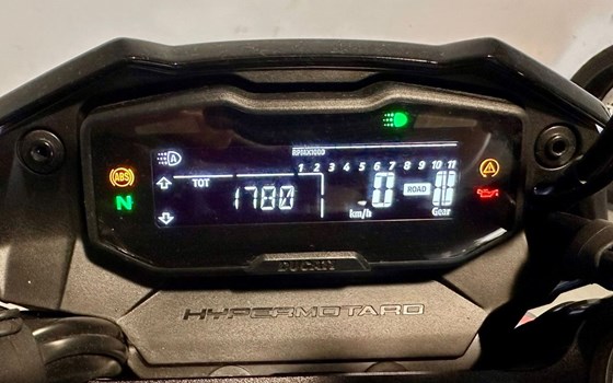 Gebrauchtmotorrad Ducati Hypermotard 698 Mono RVE - Bild 7