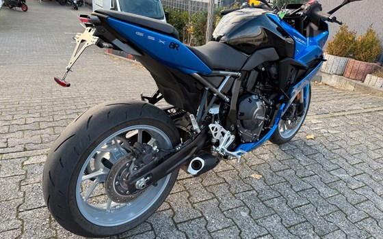 Gebrauchtmotorrad Suzuki GSX-8R - Bild 13