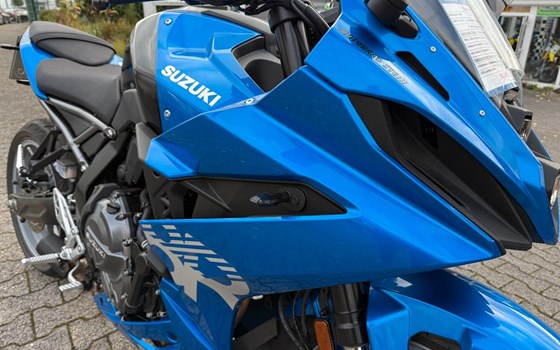 Gebrauchtmotorrad Suzuki GSX-8R - Bild 9