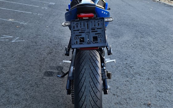 Gebrauchtmotorrad Suzuki GSX-8R - Bild 11