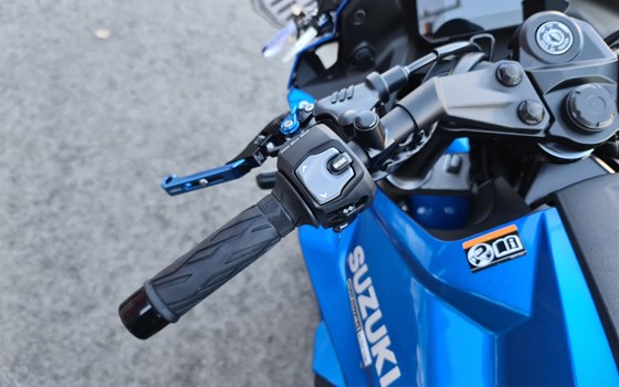 Gebrauchtmotorrad Suzuki GSX-8R - Bild 9