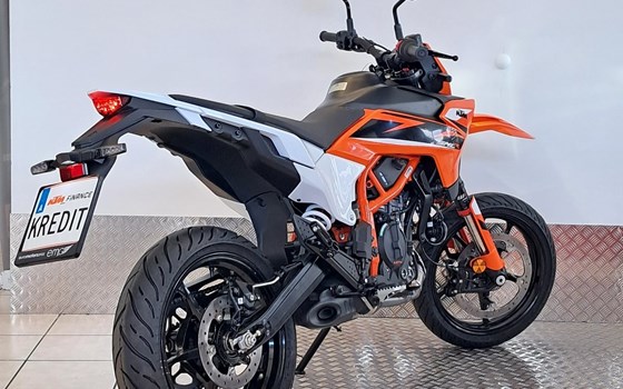 Gebrauchtmotorrad KTM 125 SMC R - Bild 2