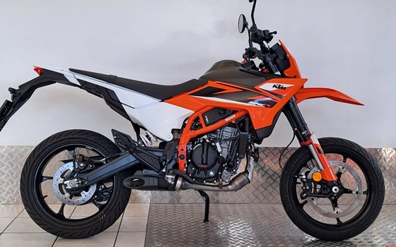 Gebrauchtmotorrad KTM 125 SMC R - Bild 3