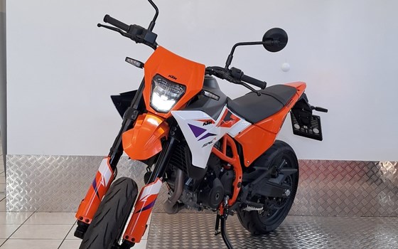 Gebrauchtmotorrad KTM 390 SMC R - Bild 2