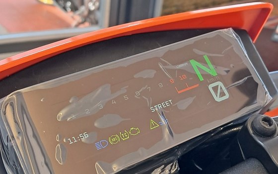 Gebrauchtmotorrad KTM 390 SMC R - Bild 7