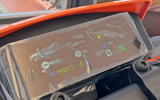 Gebrauchtmotorrad KTM 390 SMC R - Bild 8