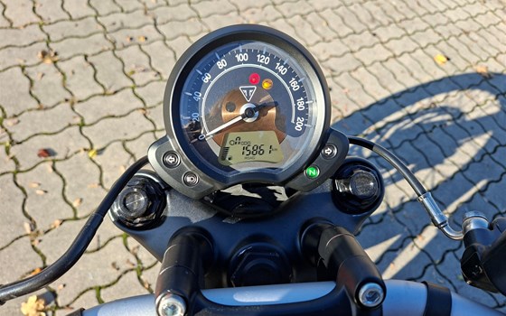 Gebrauchtmotorrad Triumph Bonneville Bobber - Bild 5