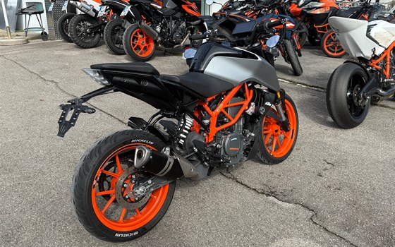 Gebrauchtmotorrad KTM 390 Duke - Bild 4