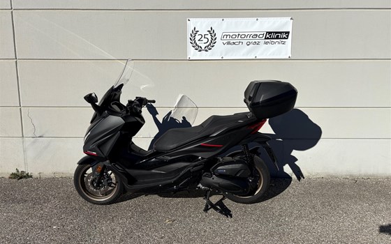Gebrauchtmotorrad Honda Forza 125 - Bild 1