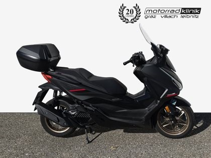 Gebrauchtmotorrad Honda Forza 125 - Bild 2