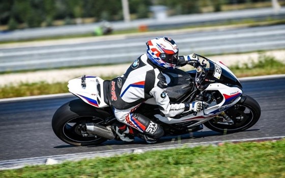 Gebrauchtmotorrad BMW S 1000 RR - Bild 13
