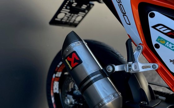 Gebrauchtmotorrad KTM 690 Duke - Bild 3
