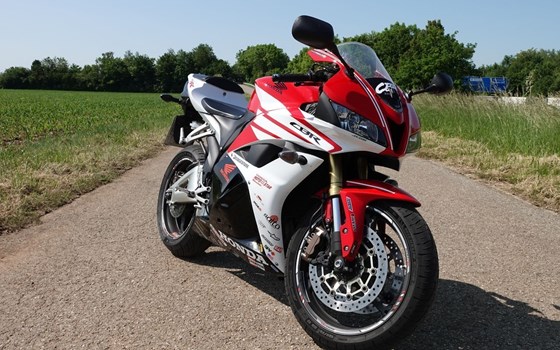 Gebrauchtmotorrad Honda CBR600RR - Bild 1