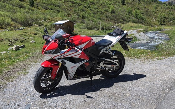 Gebrauchtmotorrad Honda CBR600RR - Bild 2