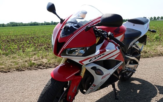 Gebrauchtmotorrad Honda CBR600RR - Bild 9