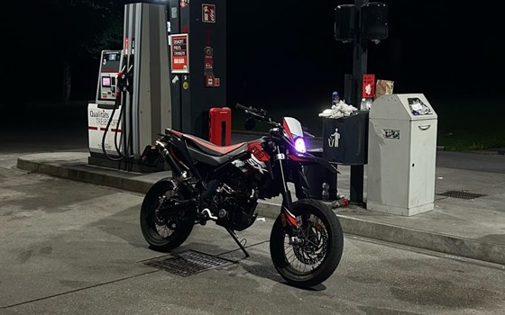 Gebrauchtmotorrad Aprilia SX 125 - Bild 2