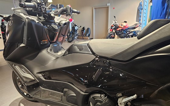 Neufahrzeug Yamaha TMAX 560 Tech Max - Bild 4